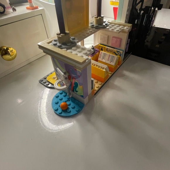 Lego BTS #21339 - Picture 9 of 14